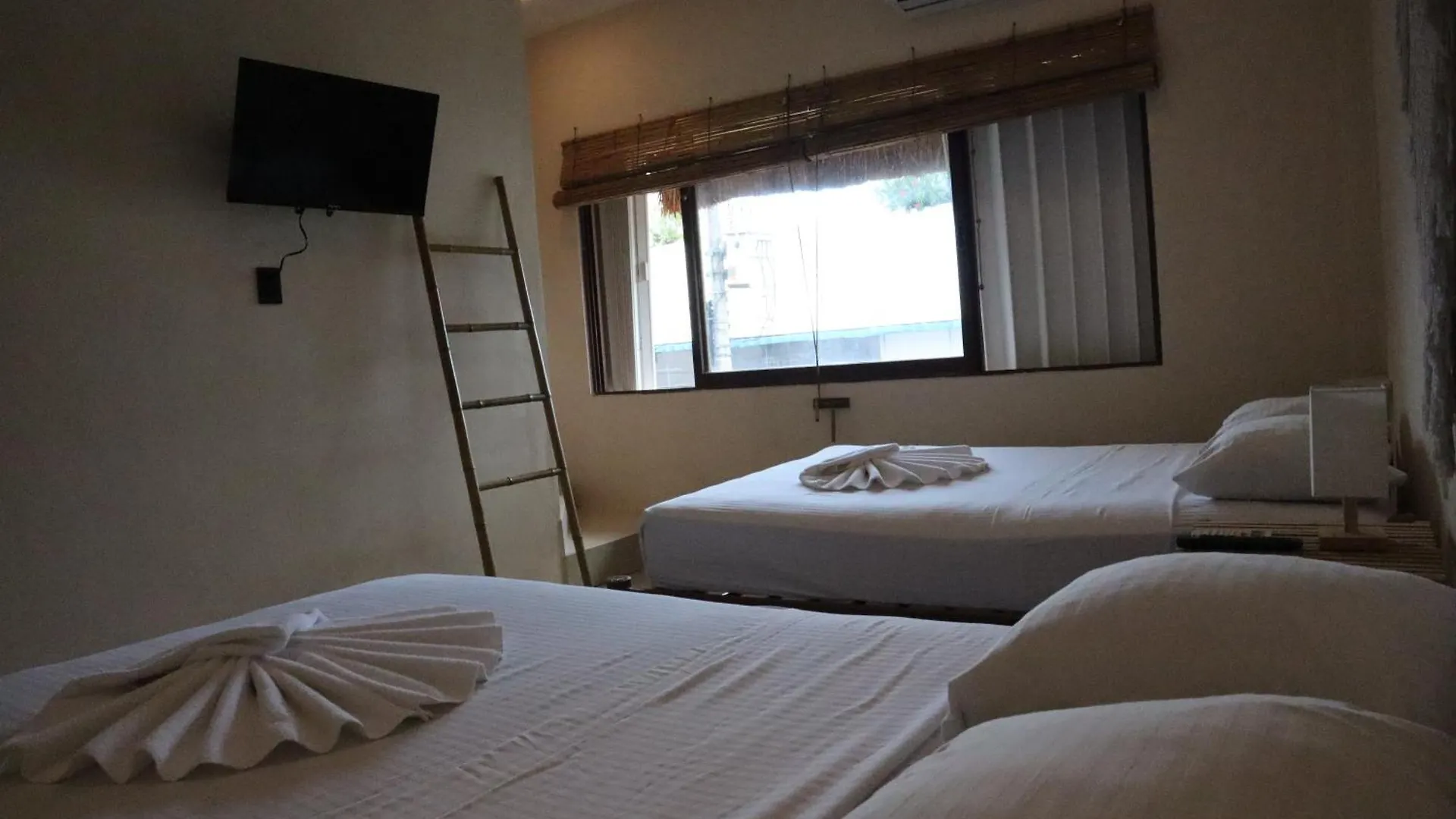 3B Wellness Hotel & Hostel Adults Only Playa del Carmen 0*,  Messico