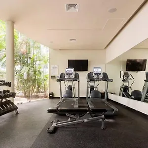 https://moderno-depto-de-1-recamara-a-pasos-de-la-playa.tulum-hotels.net
