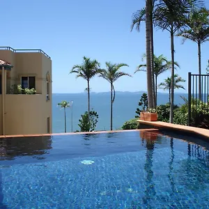 https://villa-mar-colina.queenslandhotels.net